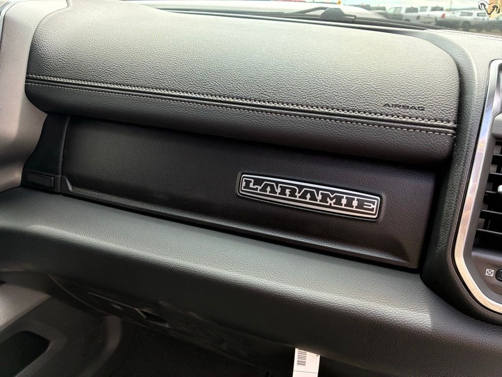 New 2026 Bright White Clear-Coat Exterior Paint RAM Laramie image 36