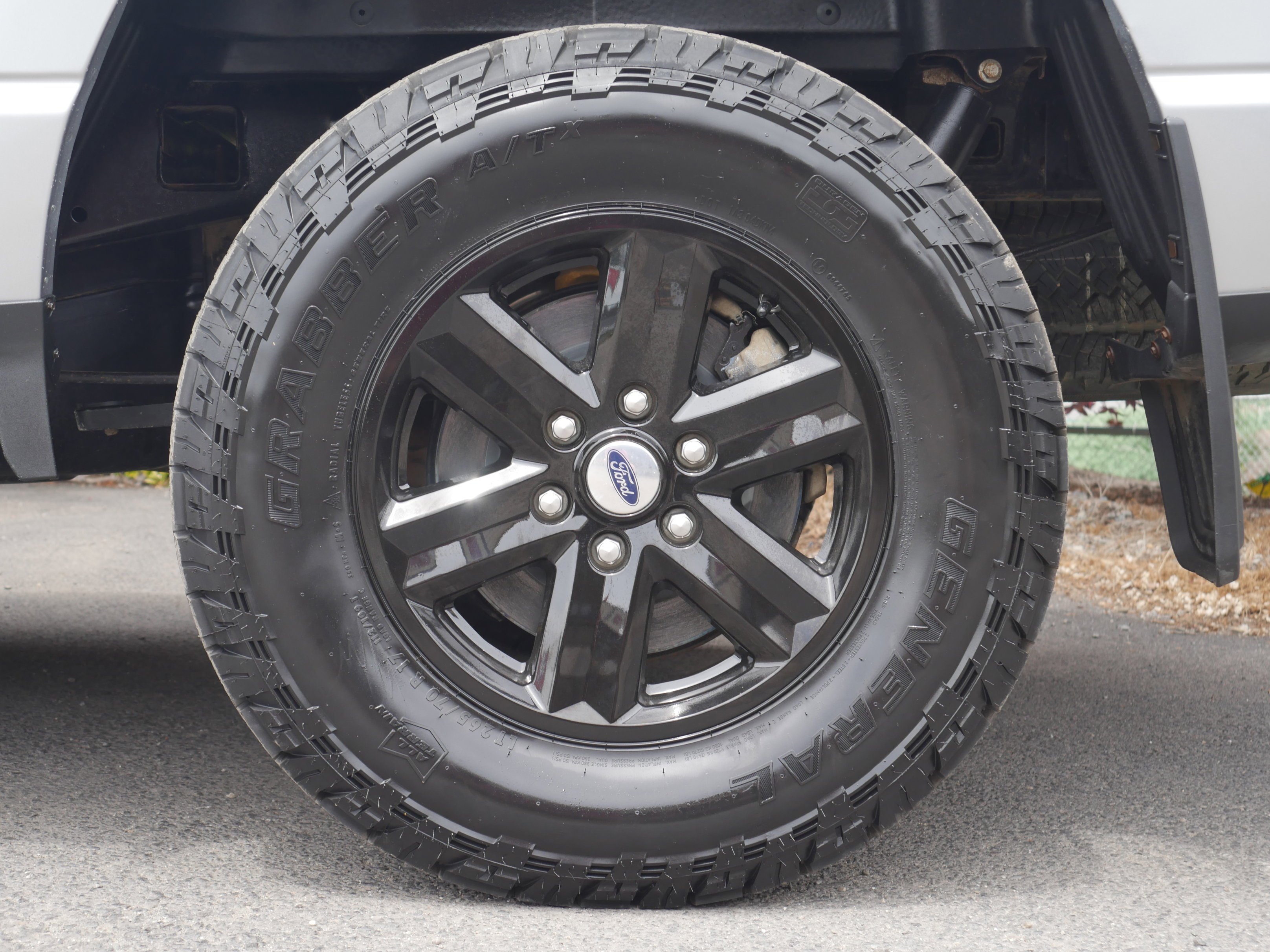 Used 2022 Iconic Silver Metallic Ford XLT image 17
