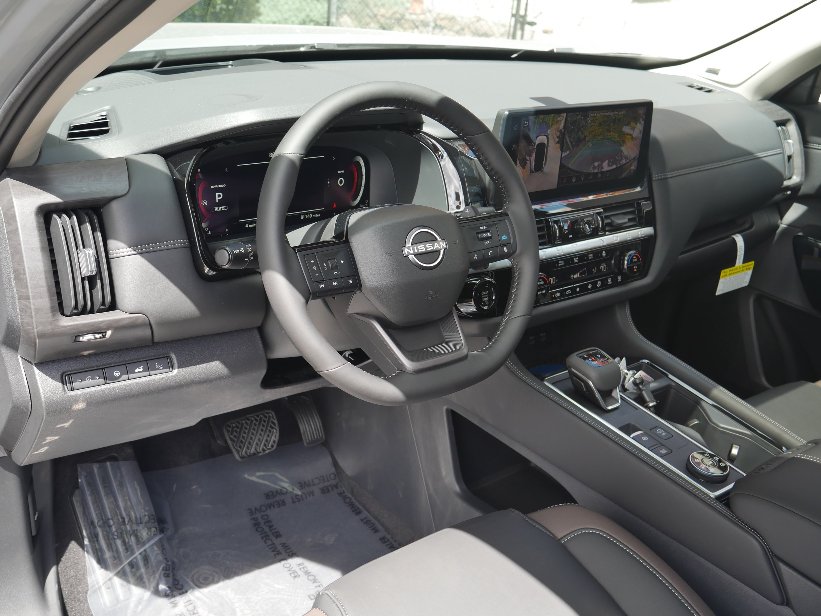 New 2026 Everest White Pearl TriCoat Nissan Rock Creek® image 4