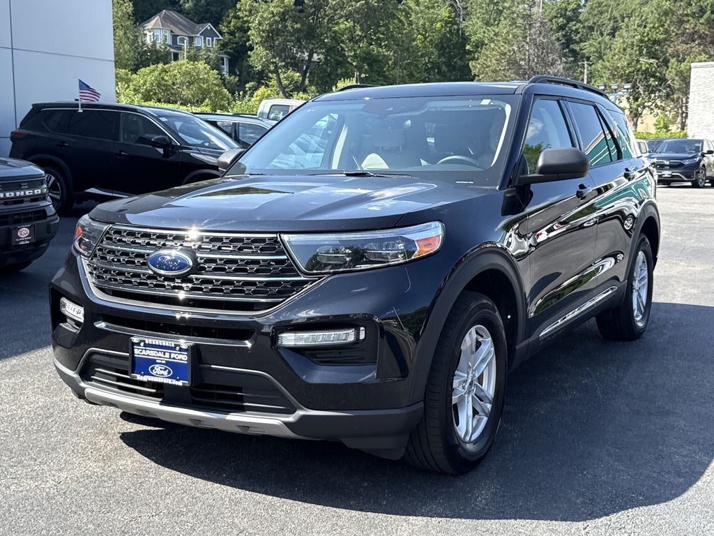 Used 2023 Black Ford XLT image 7