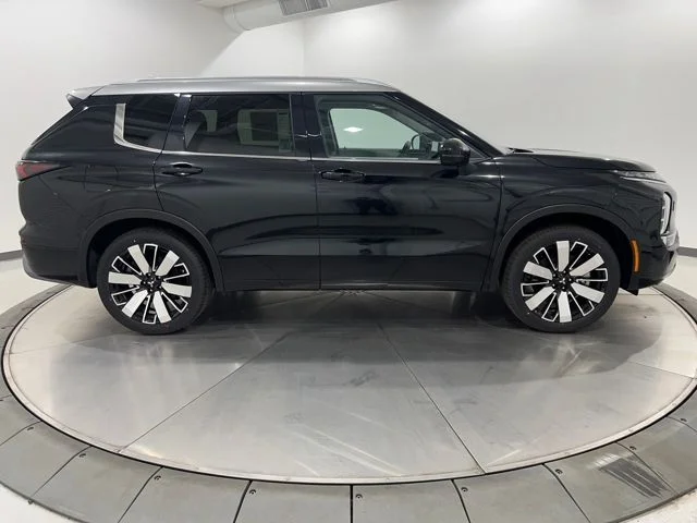 2025 Mitsubishi Outlander SEL Platinum Edition - Photo 6