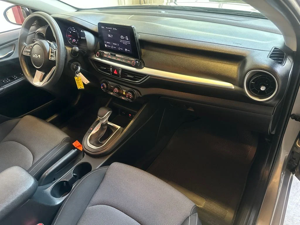 Used 2023 Gray Kia LXS image 29