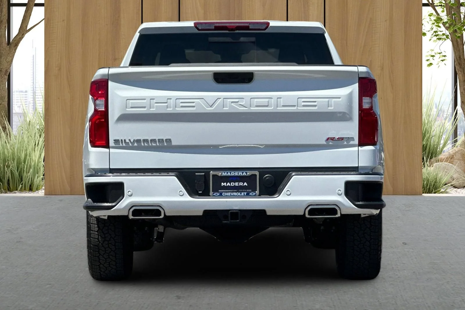 New 2026 Summit White Chevrolet RST image 5