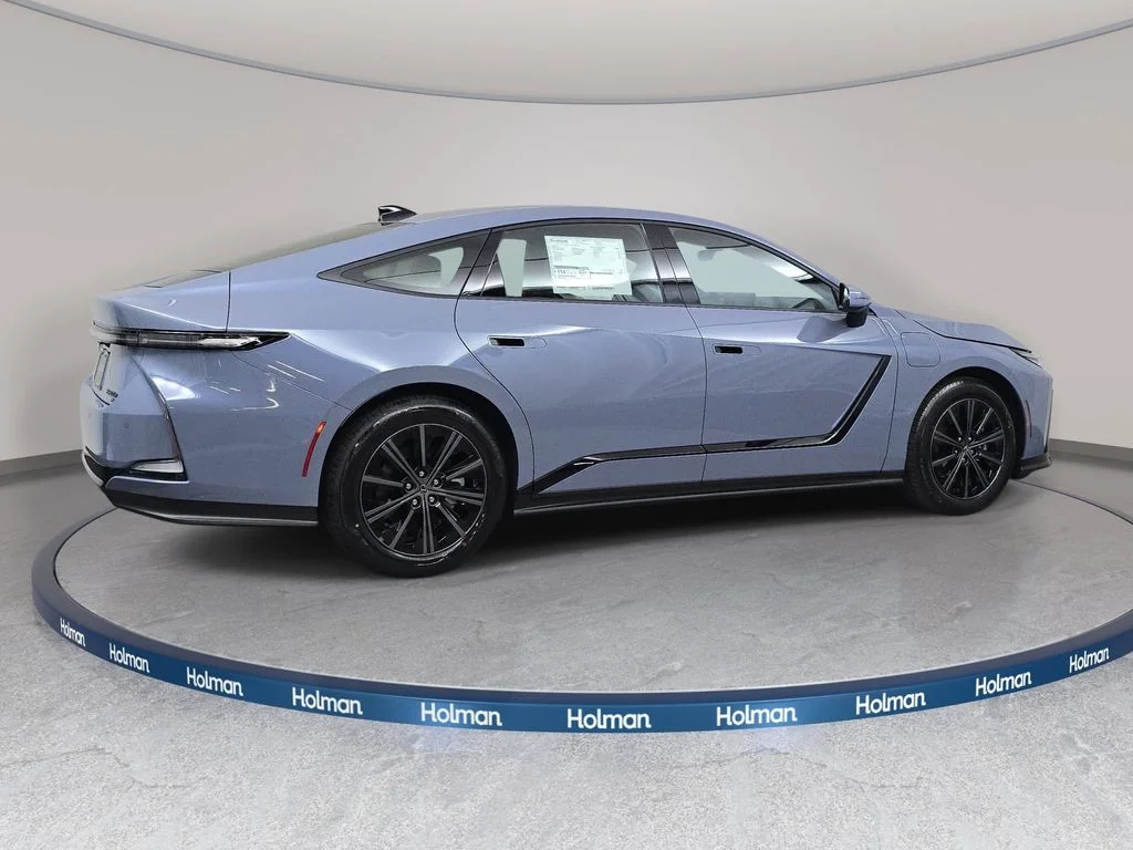 New 2026 Wavelength Lexus PREMIUM AWD image 4