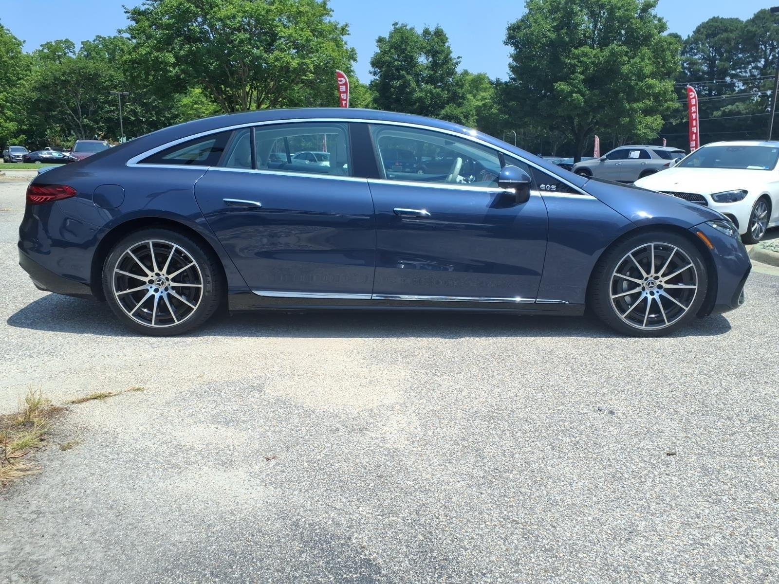 Used 2023 Twilight Blue Metallic Mercedes-Benz EQS 580 image 5