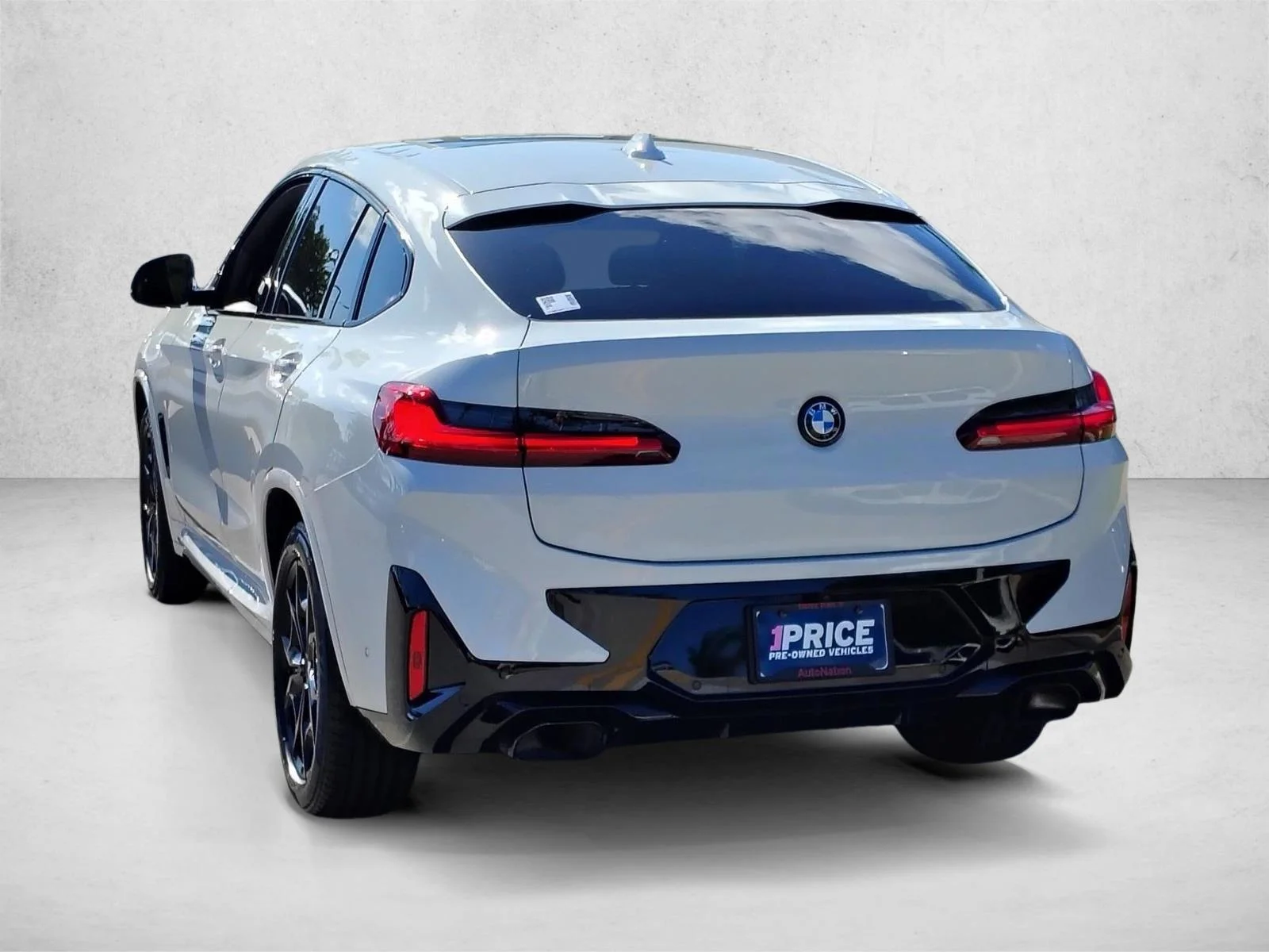 Used 2023 Alpine White BMW xDrive30i image 8
