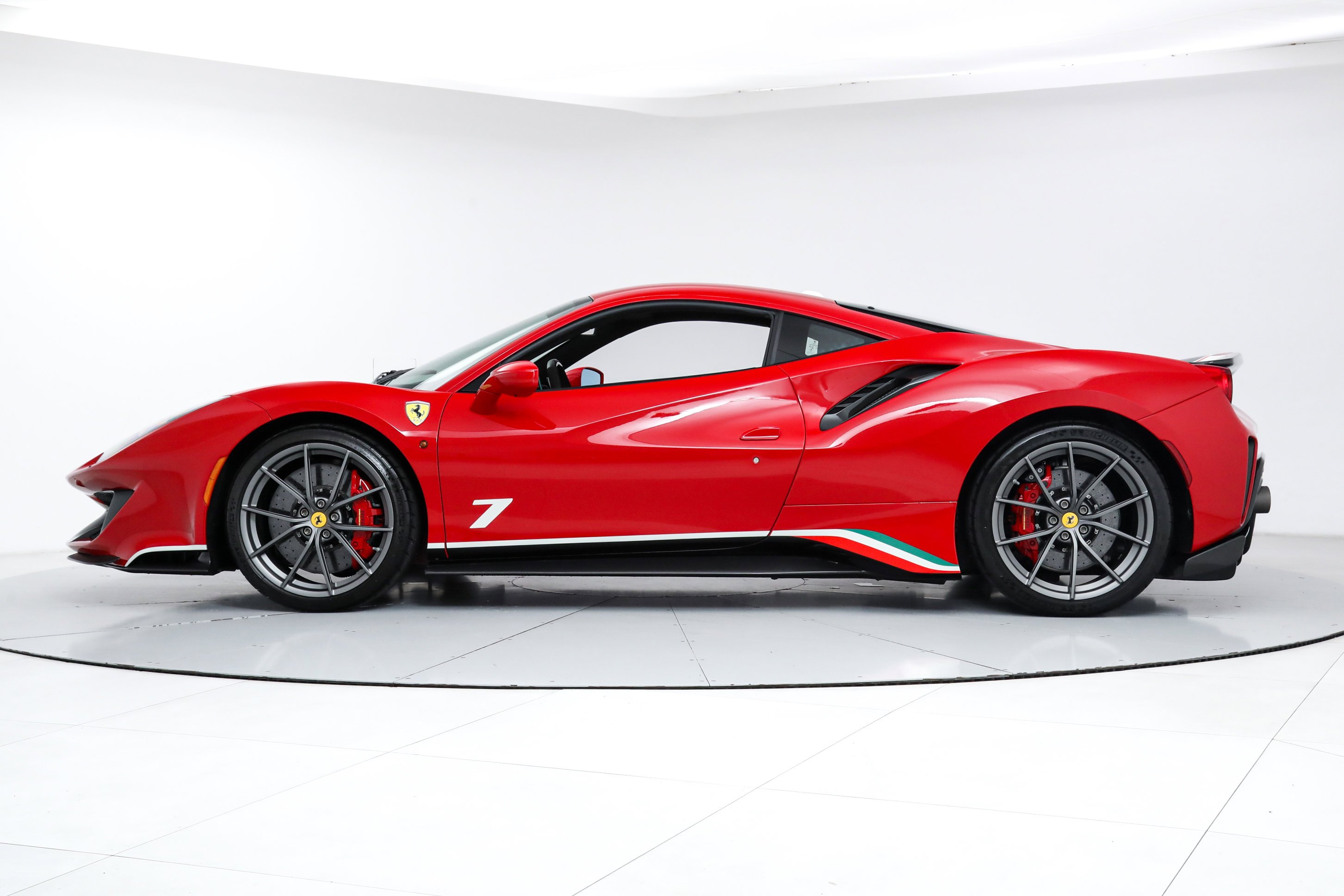 2020 Ferrari 488 Pista photo 3
