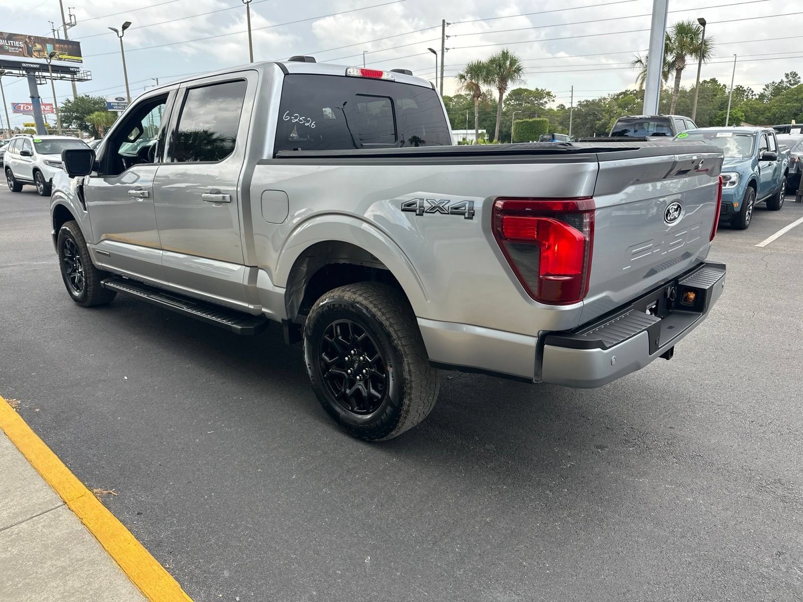 Used 2024 Silver Metallic Ford XLT image 6