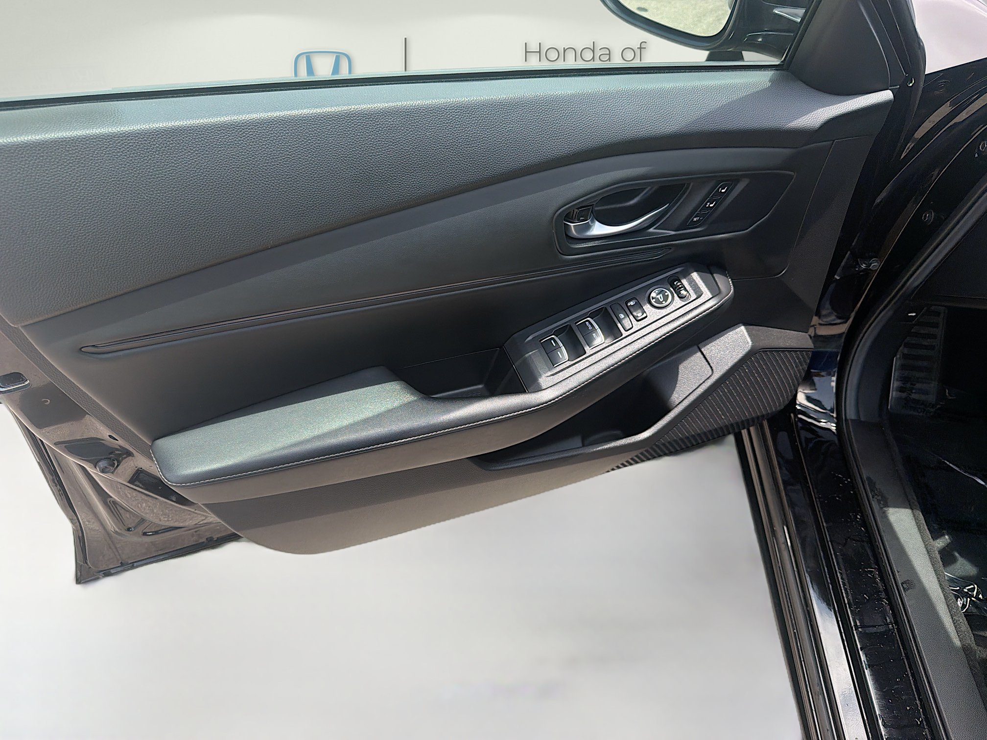 Certified Used 2025 Crystal Black Pearl Honda HYBRID SPORT-L image 19