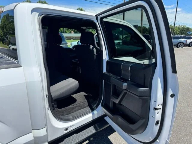 Used 2017 White Ford XLT image 15