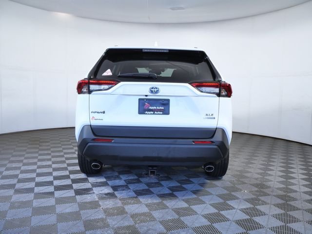 Certified Used 2022 White Toyota XLE image 5