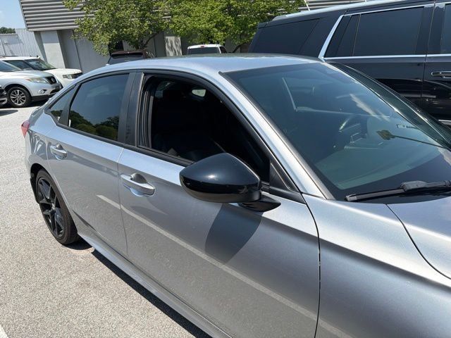 Used 2024  Honda Sport image 7