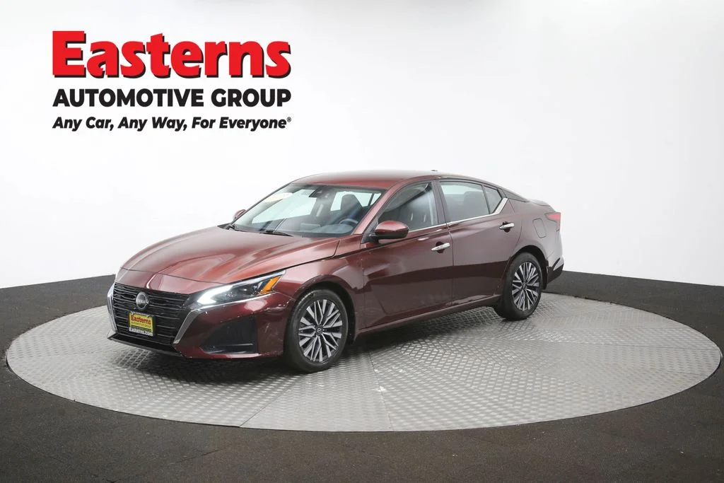 Used 2023 Red Nissan 2.5 SV image 55