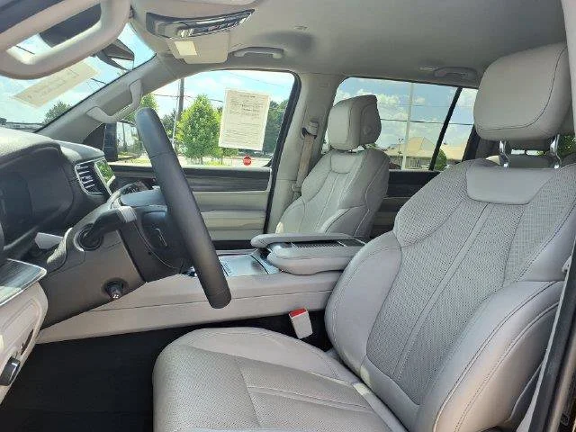 Used 2024 Black Jeep Series II image 17