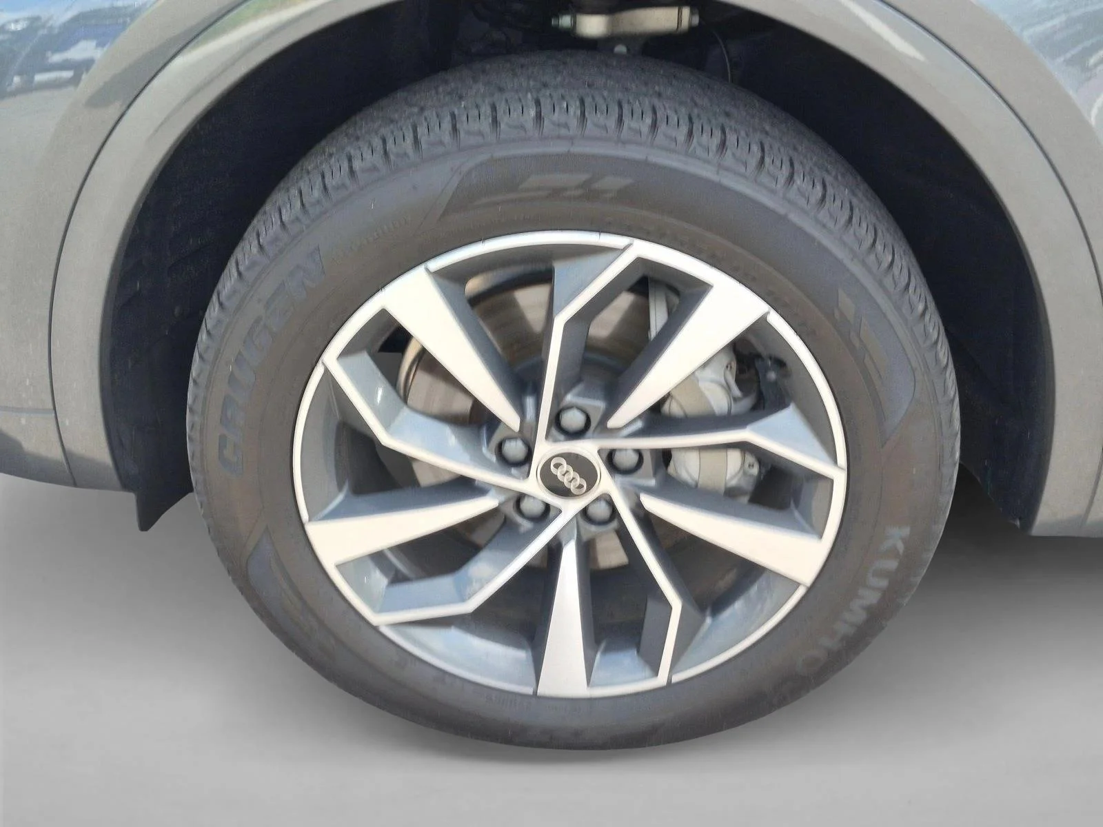 Used 2024 Daytona Gray Pearl Effect Audi S line Premium Plus image 10