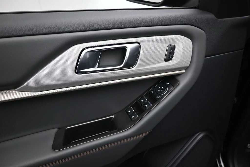New 2026 Agate Black Metallic Ford Active image 10