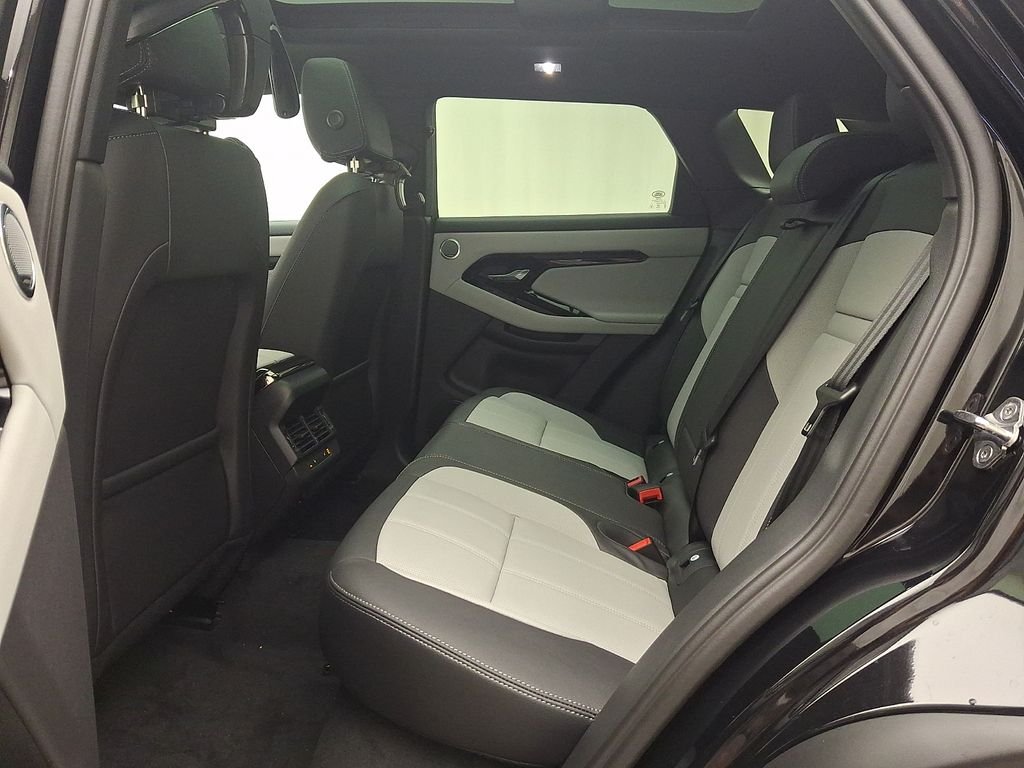 New 2026 Santorini Black Land Rover Hoxton Edition image 6