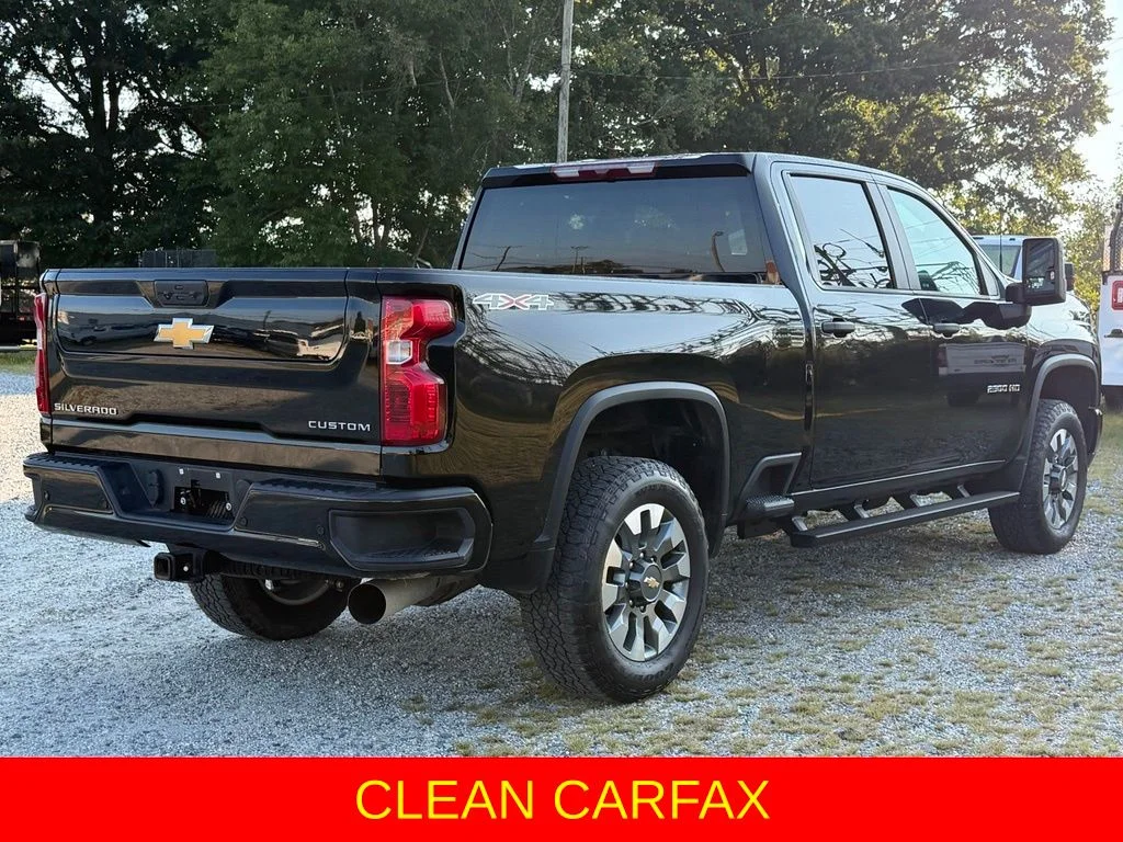 Used 2024 Black Chevrolet Custom image 5
