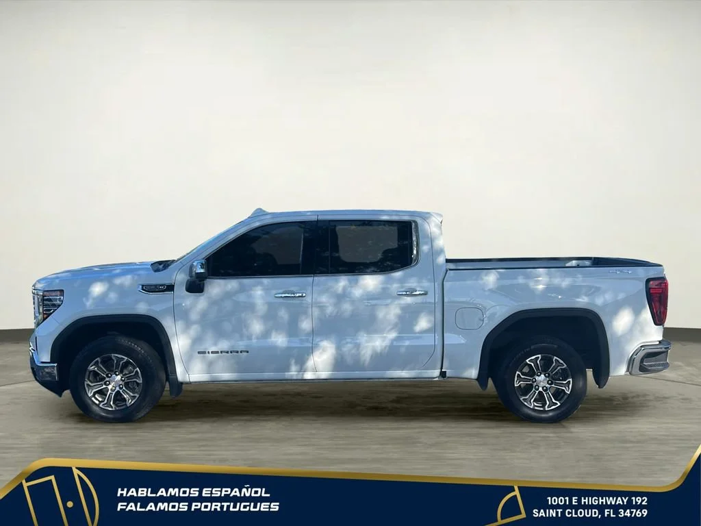 Certified Used 2024 Summit White GMC SLT image 3
