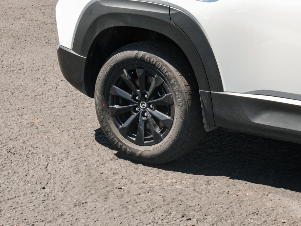 Used 2026 Wind Chill Pearl Mazda Premium image 4