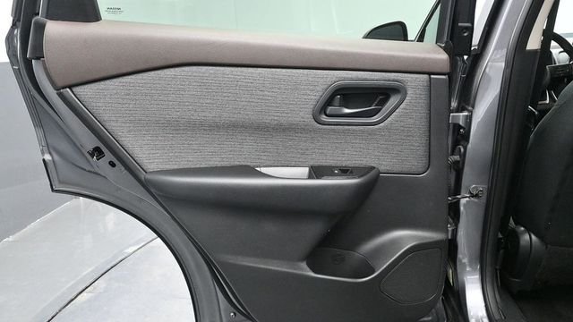 Used 2023 Gray Nissan S image 14