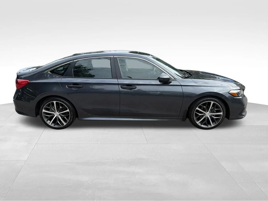 Used 2024 Gray Honda Touring image 5
