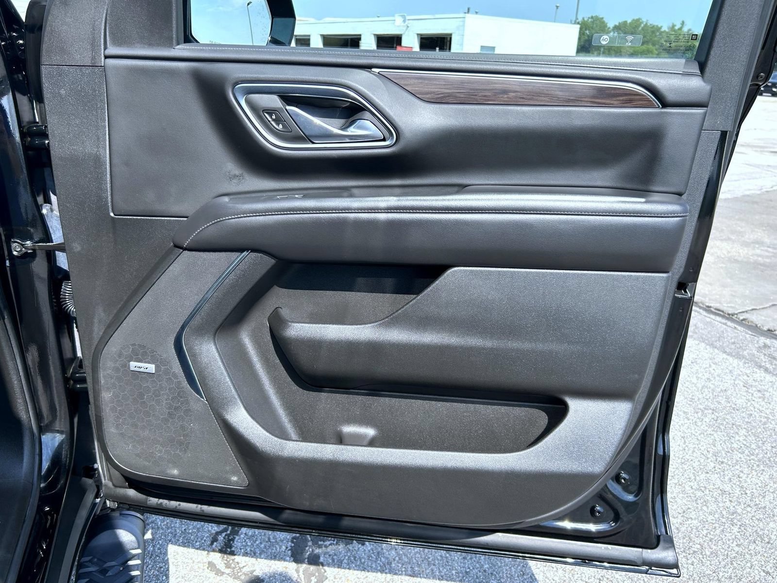 2021 Chevrolet Suburban Z71 - Photo 16