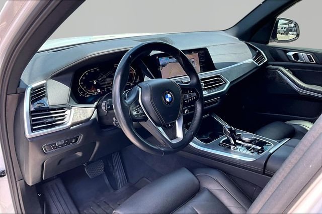 Used 2023 White BMW xDrive40i image 13