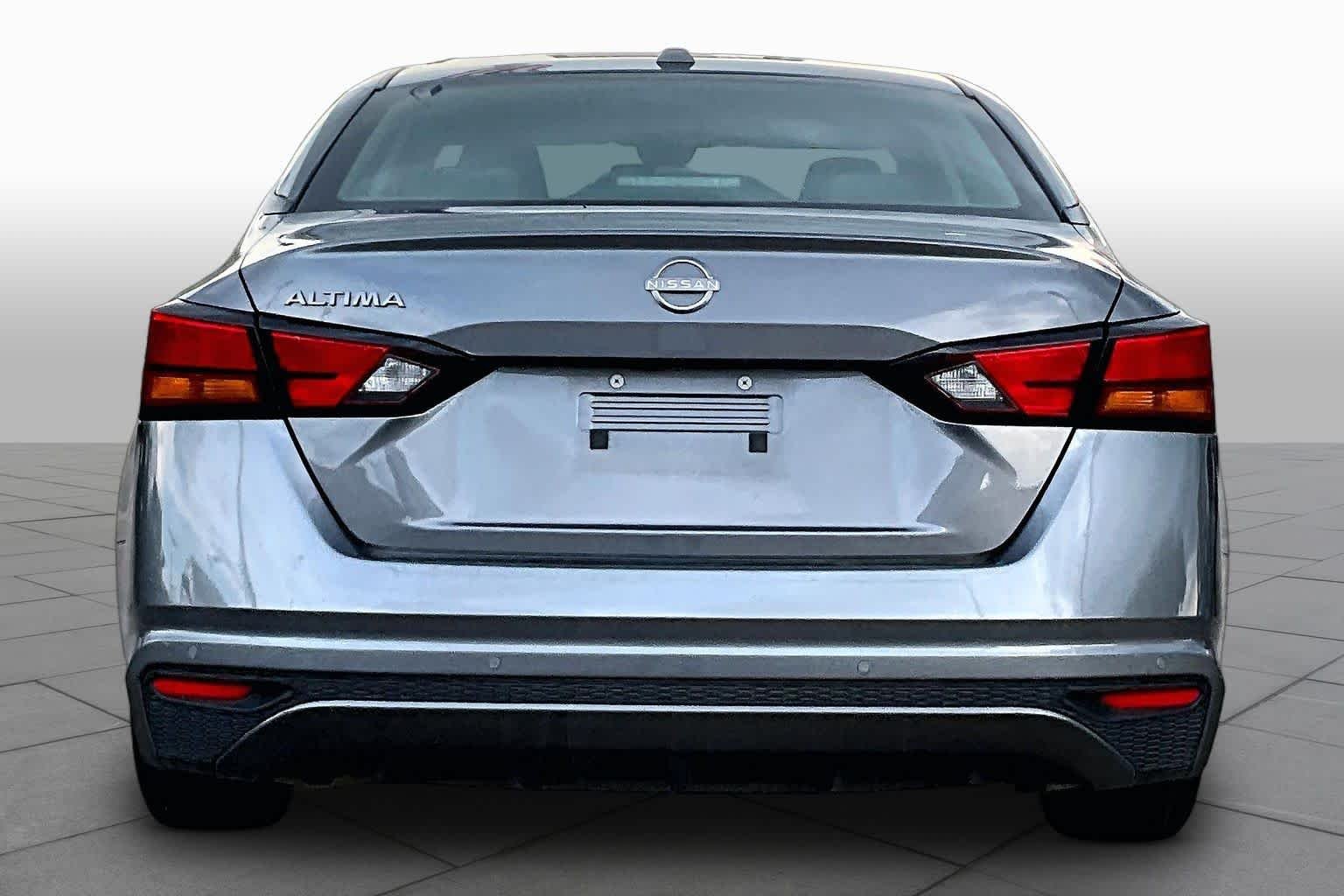 Certified Pre-Owned 2025 Nissan Altima SV
