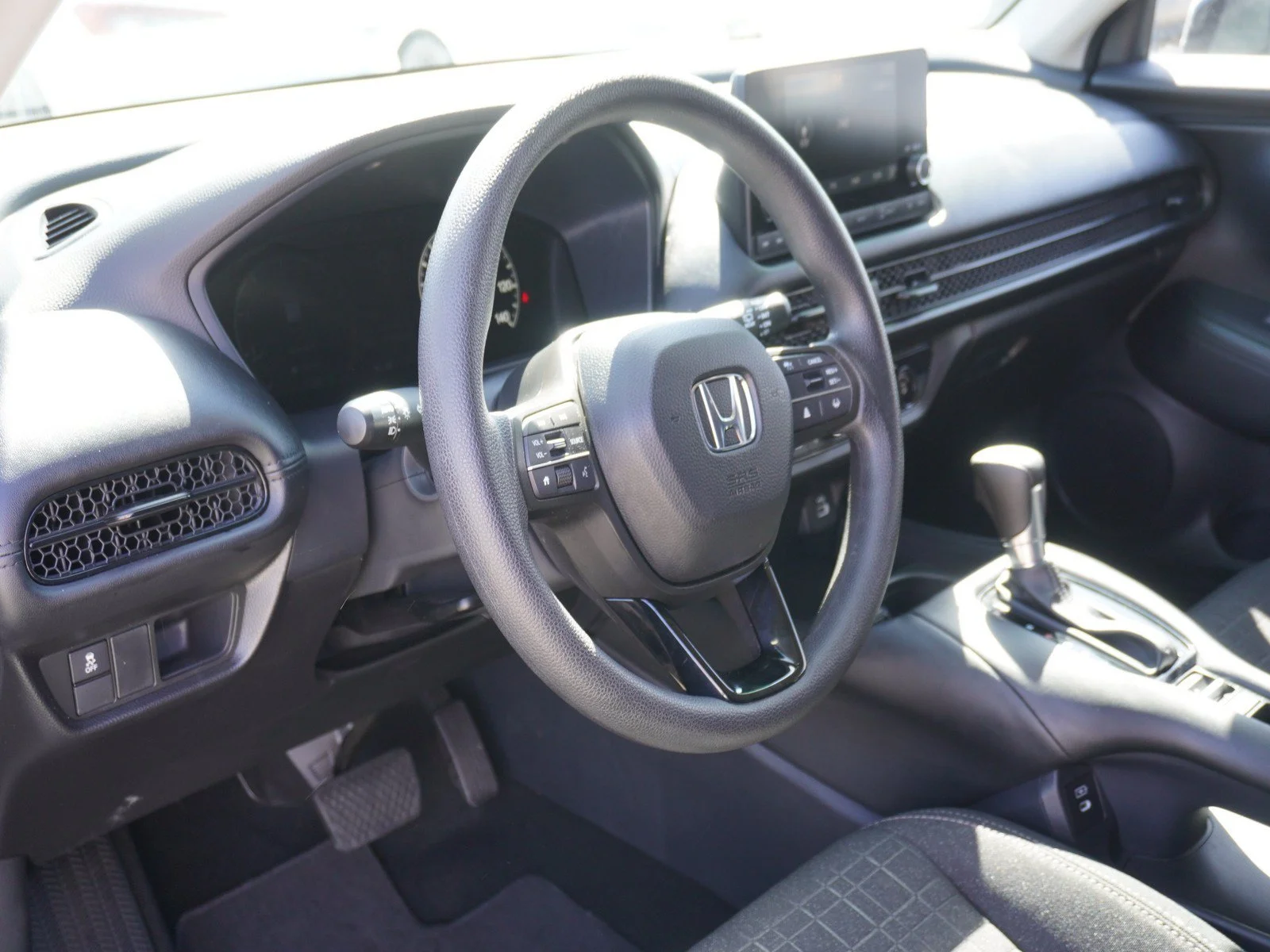 Used 2025 Crystal Black Pearl Honda LX image 18