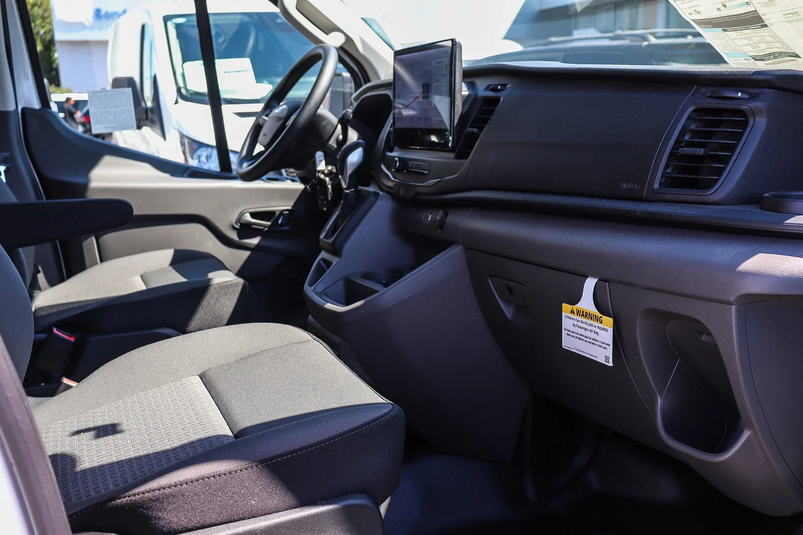 2025 Ford Transit Van Base - Photo 24