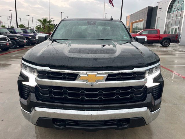 Used 2026 Black Chevrolet LT image 3