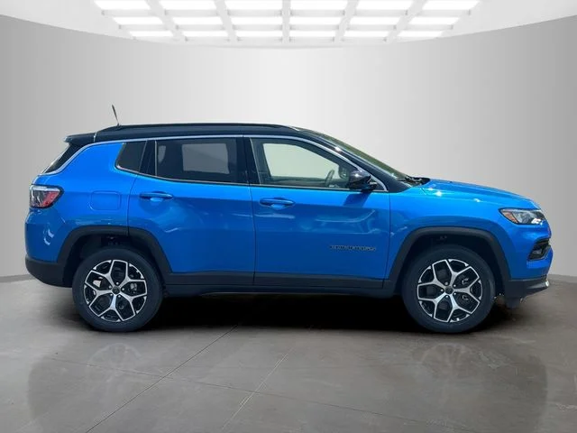 New 2026 Hydro Blue Pearl-Coat Exterior Paint Jeep Limited image 8