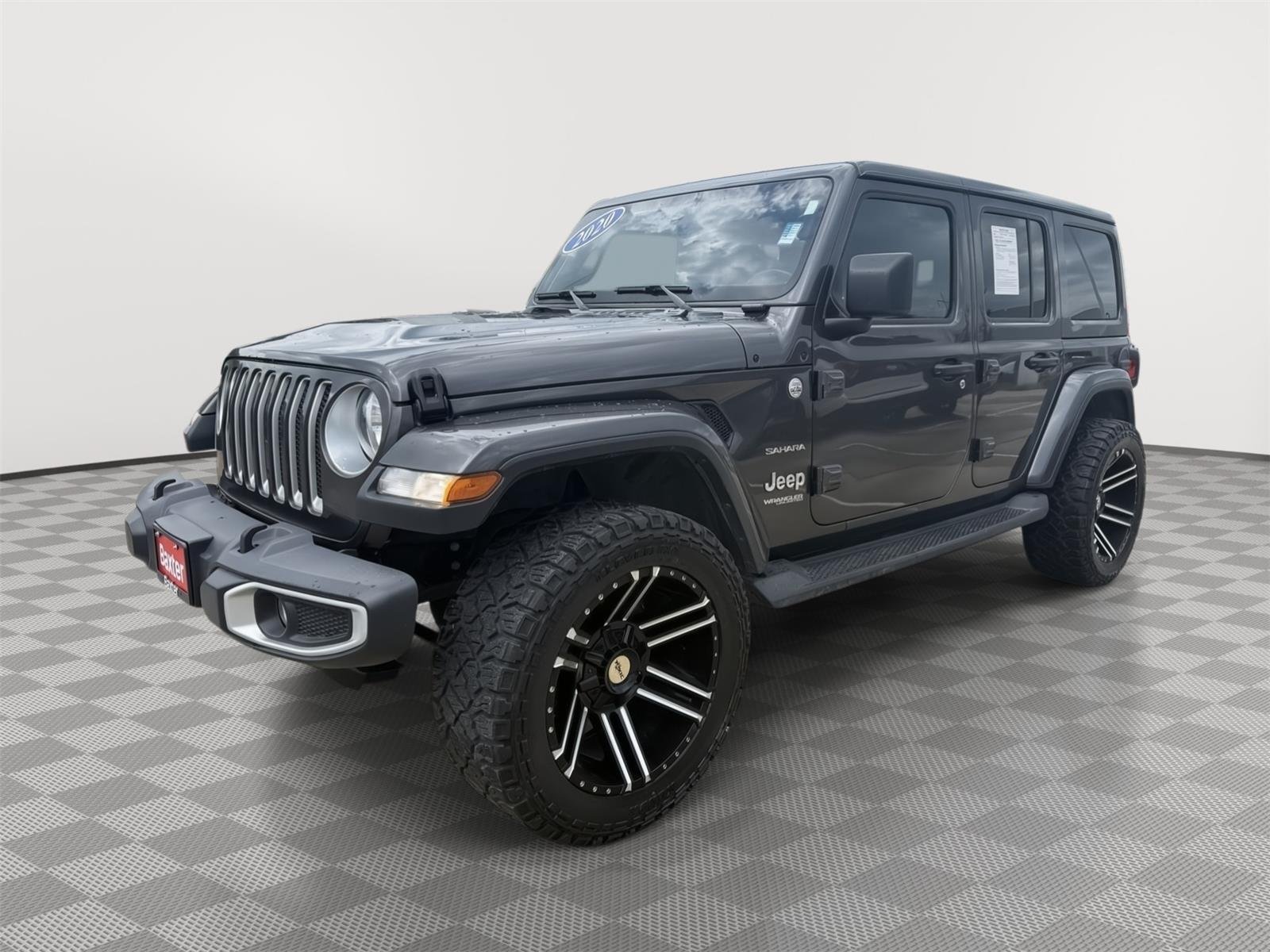Used 2020 Granite Crystal Metallic Jeep Sahara image 5
