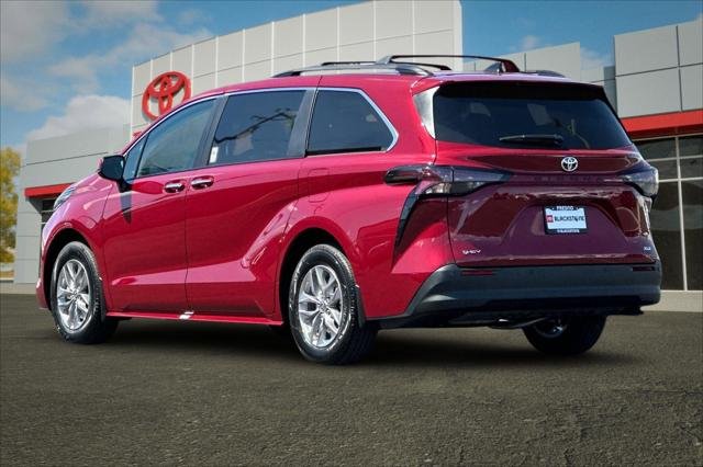 Certified Used 2026 RUBY FLARE PEARL Toyota  image 5