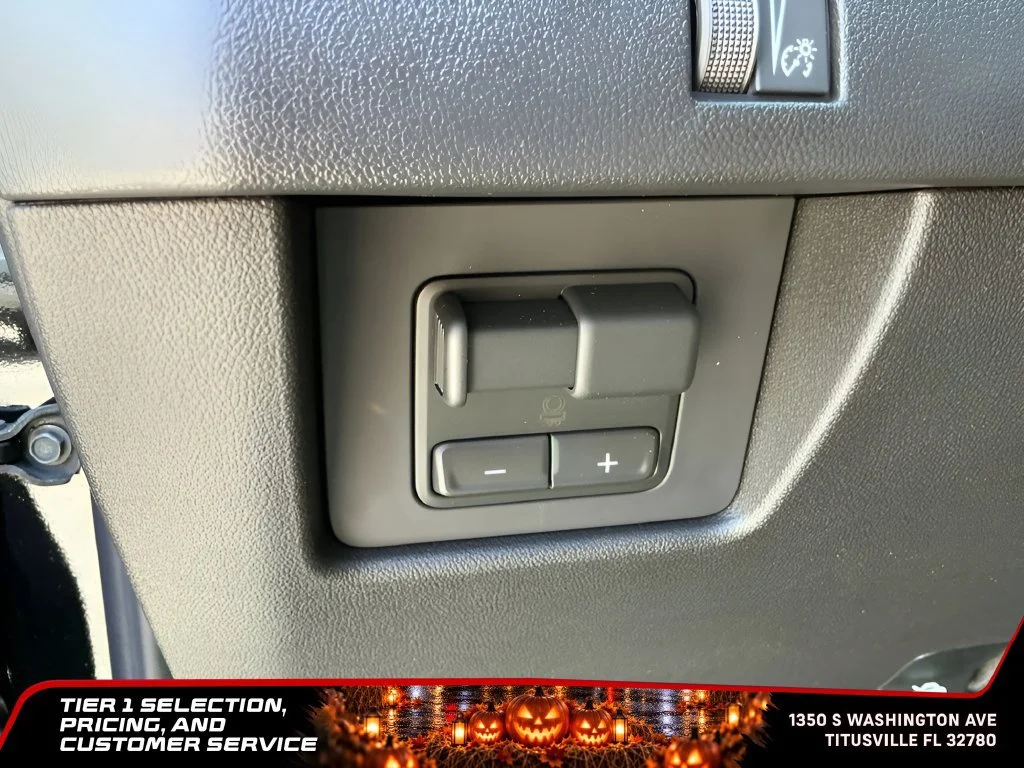 New 2026 Onyx Black GMC Elevation image 38