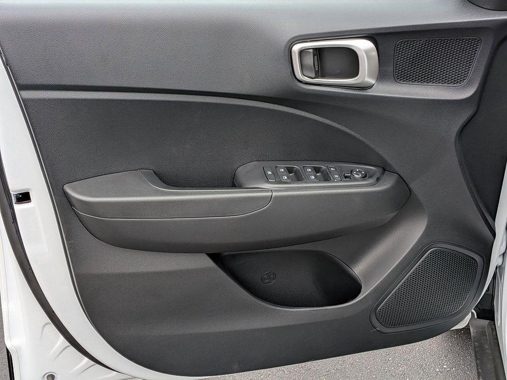 New 2026 White Hyundai SEL image 11