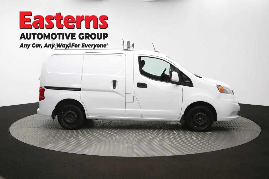 Used 2021 White Nissan SV image 44