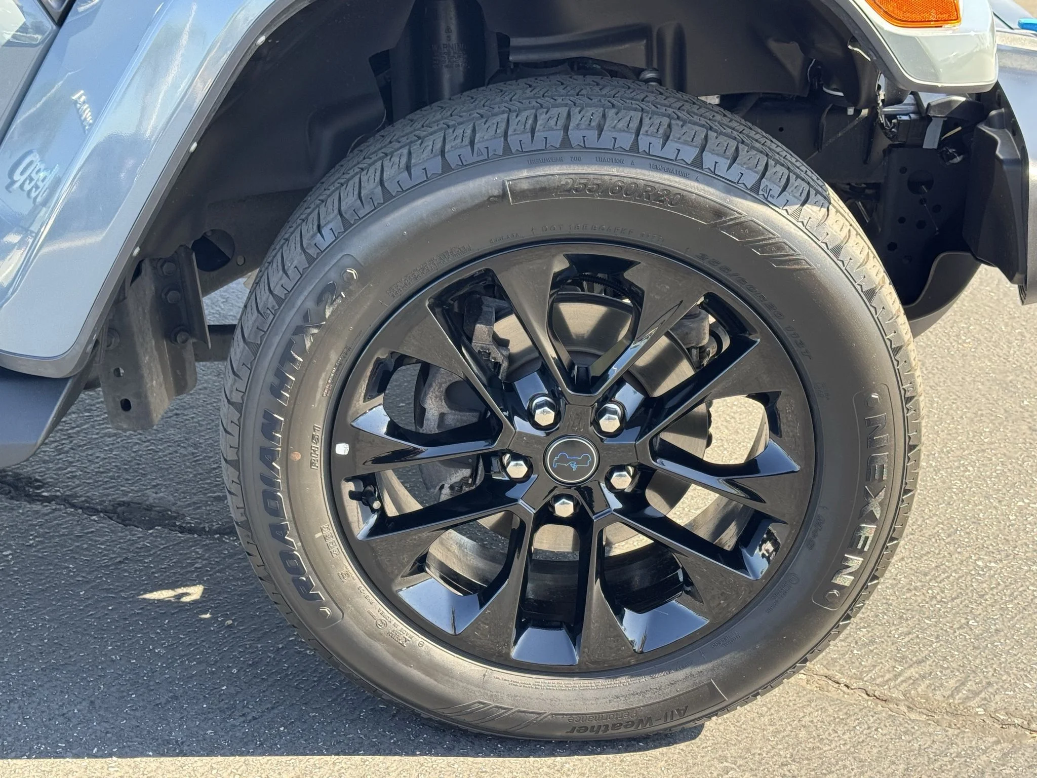 Used 2024 ANVIL CLEAR COAT Jeep Sahara image 10