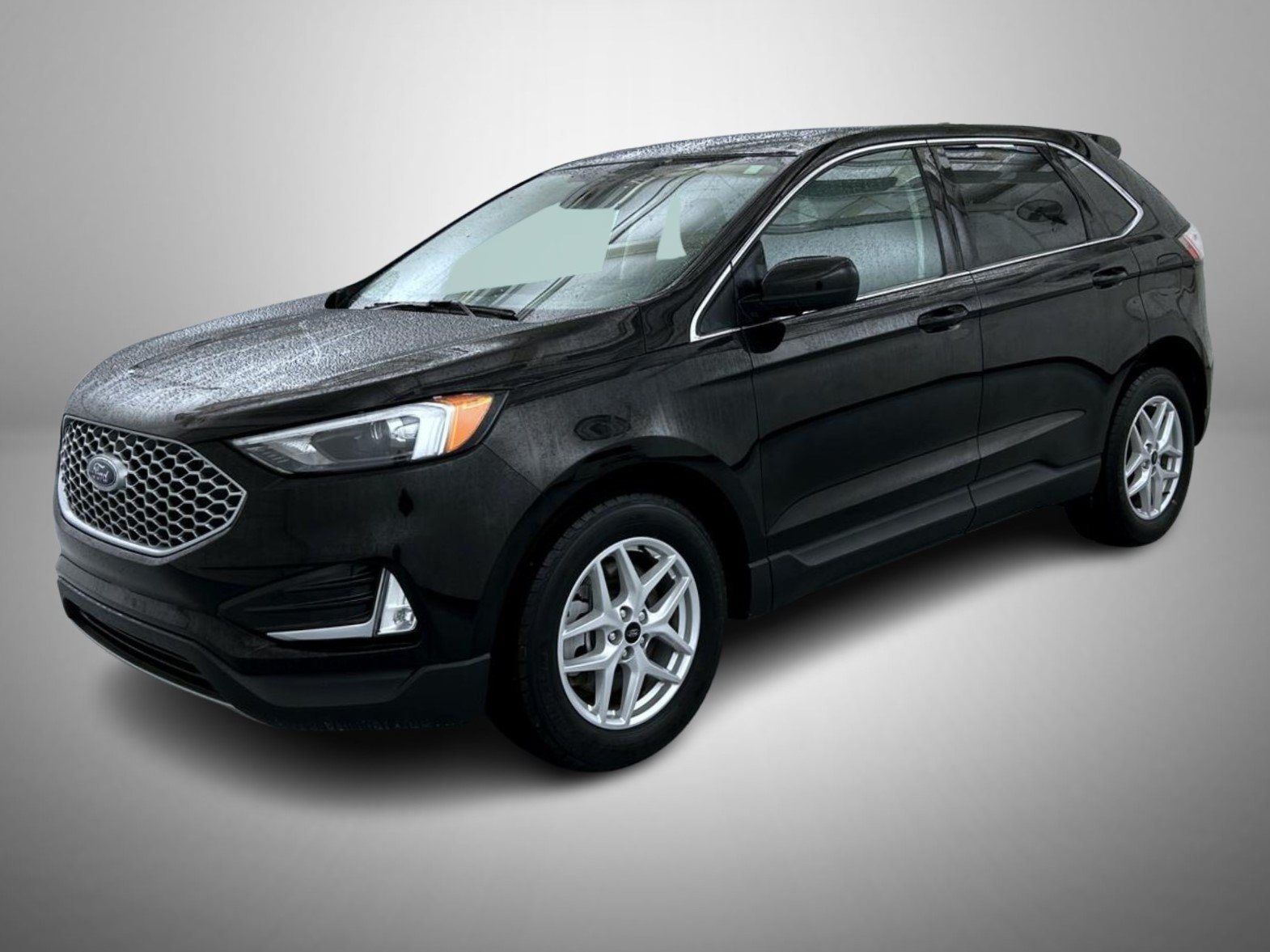Used 2024 Black Ford SEL image 1