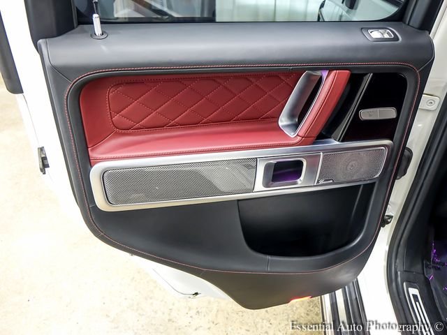 Used 2022 White Mercedes-Benz G 550 image 31