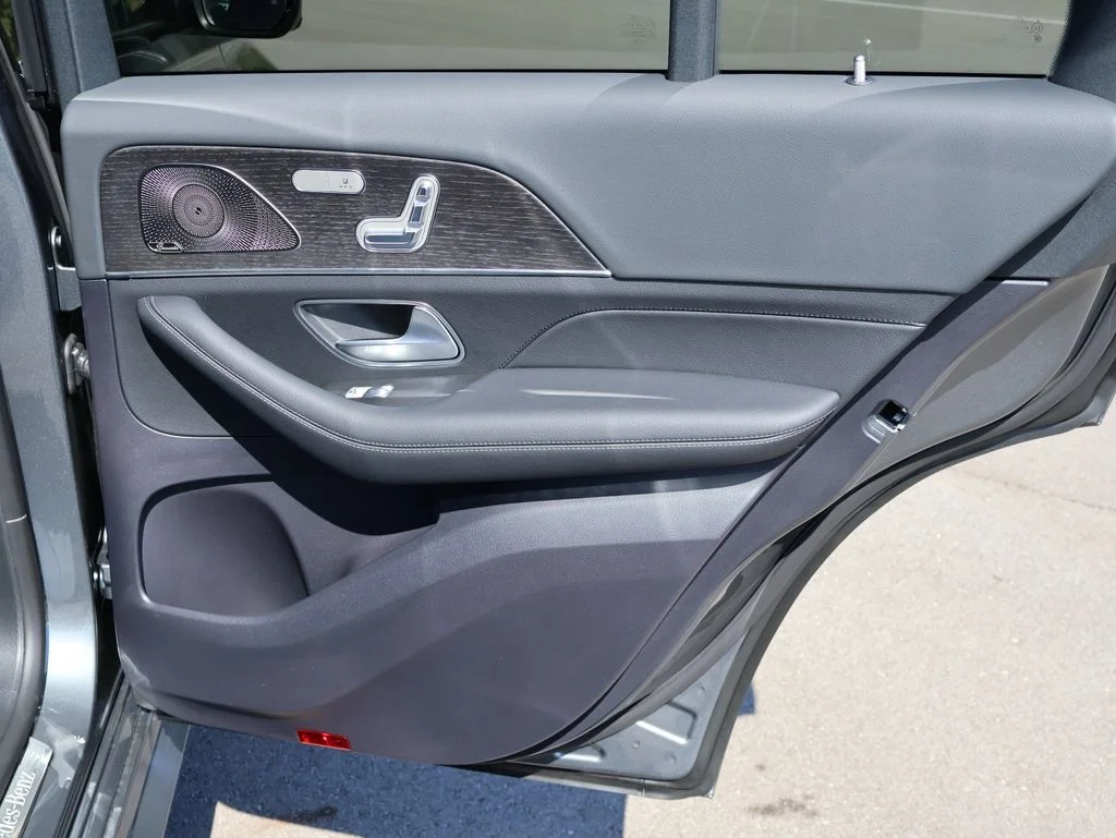 New 2026 Selenite Grey Metallic Mercedes-Benz GLE 350 image 14