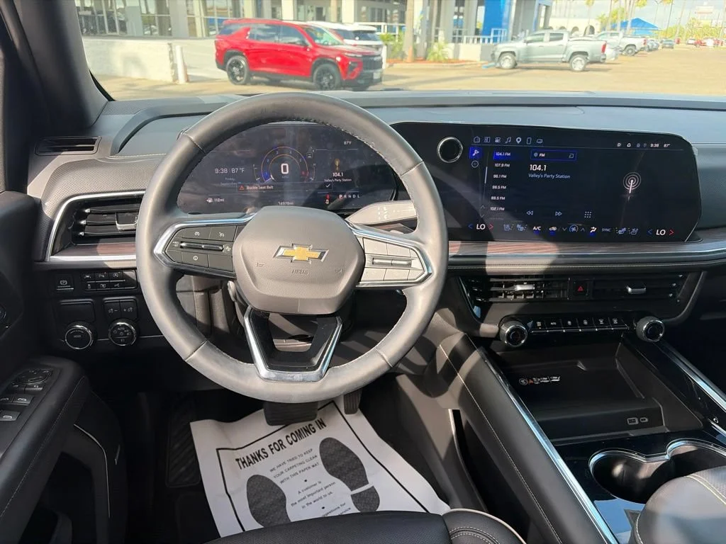 Used 2025 Black Chevrolet Premier image 8