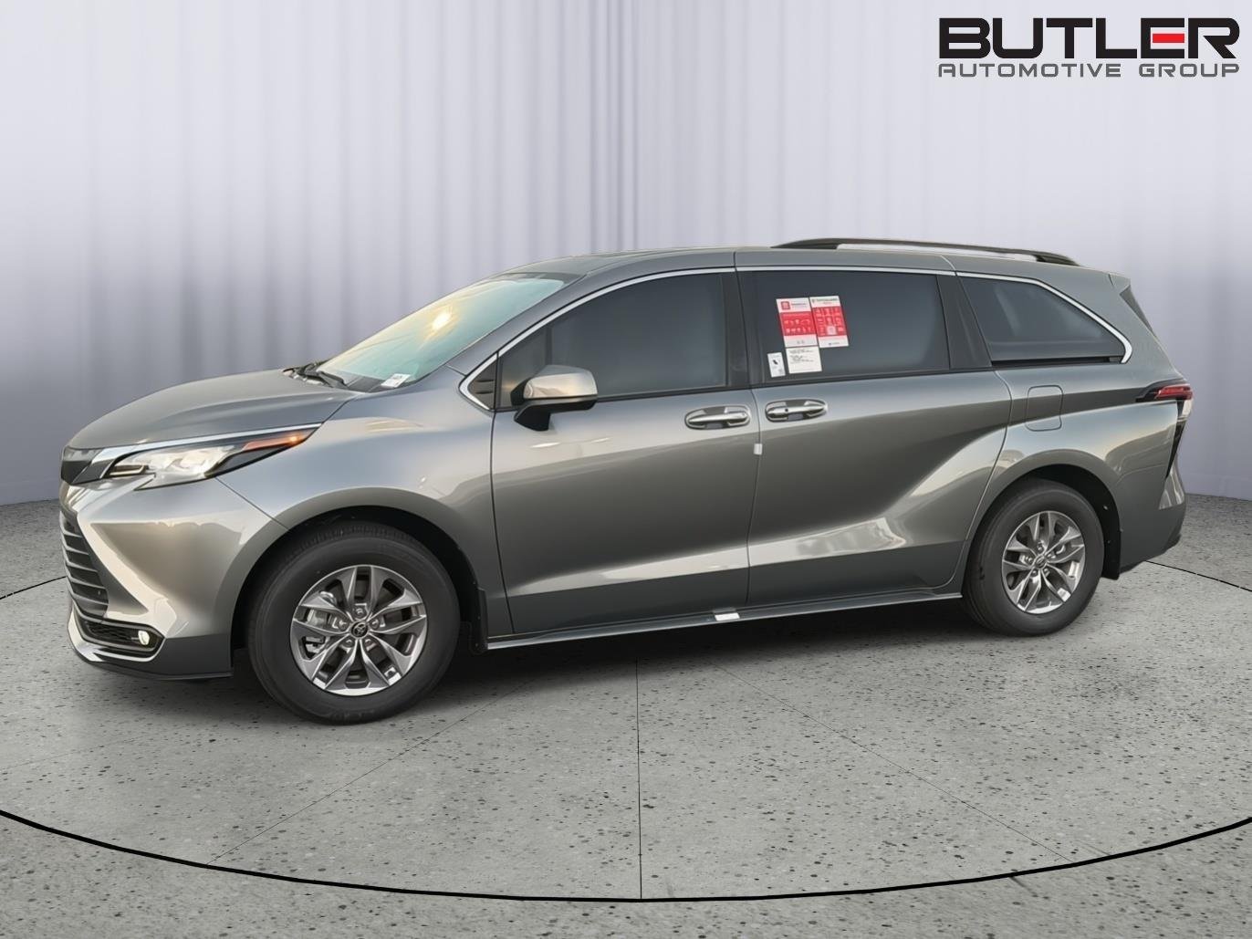 New 2026 Heavy Metal Toyota XLE 8-Passenger image 3