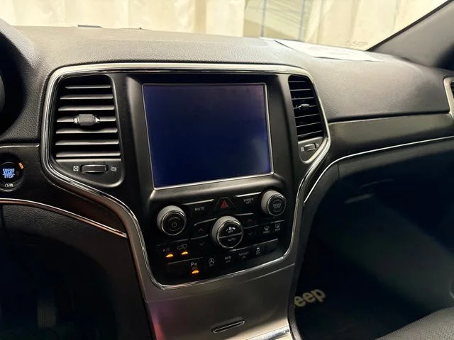 Used 2018 Black Jeep Limited image 25