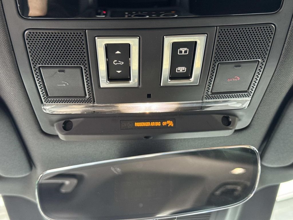 New 2026 Fuji White Land Rover S image 22