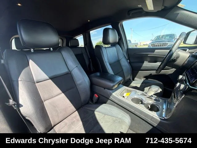 Used 2019 Gray Jeep Altitude image 32