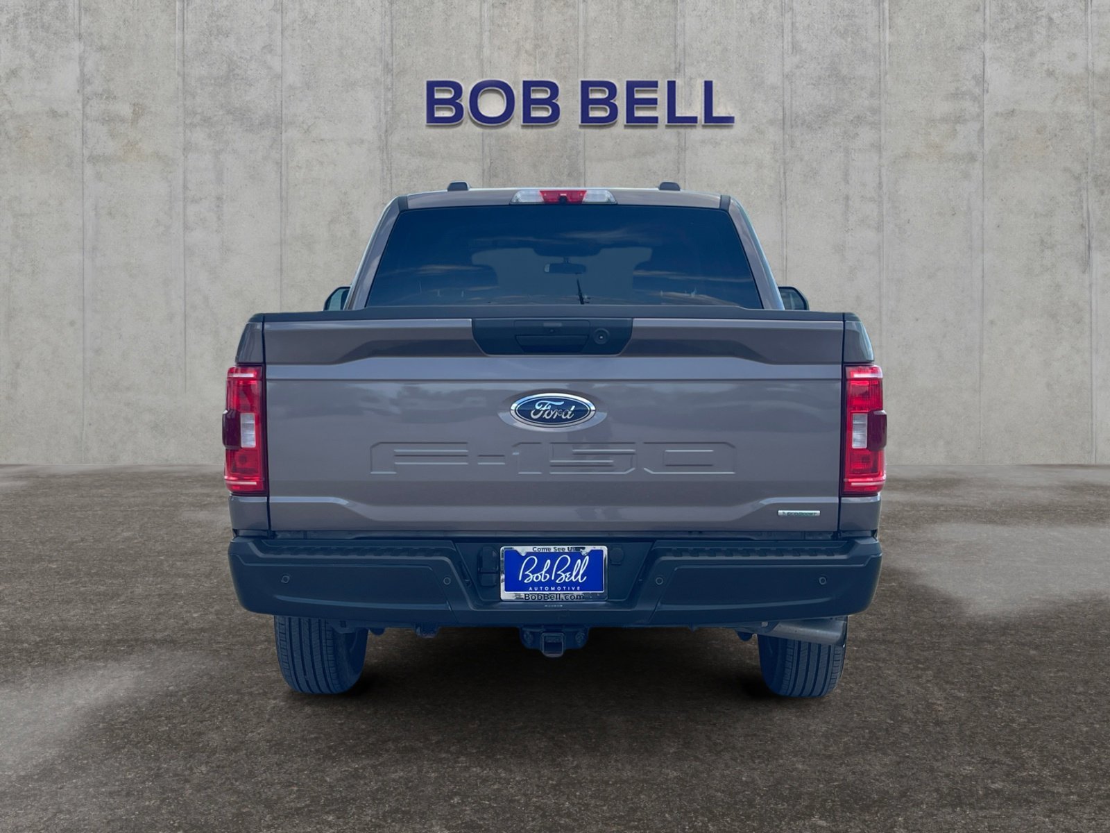 Used 2022 Stone Gray Metallic Ford XL image 4