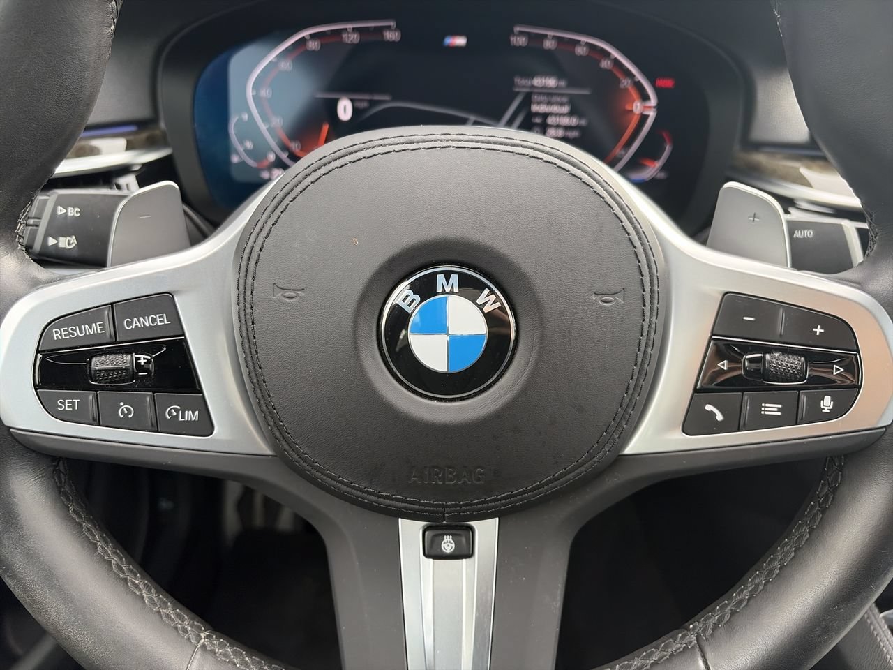 Used 2023 Black Sapphire Metallic BMW 540i image 22