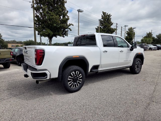 2025 GMC Sierra 3500HD Denali Ultimate - Photo 13